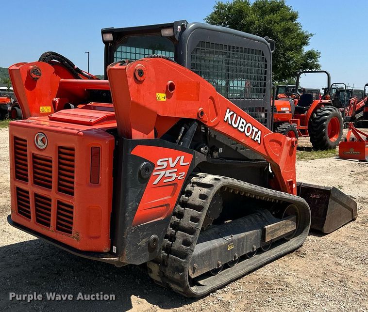 image for item DO5059 2019 Kubota SVL75-2  tracked skid steer loader