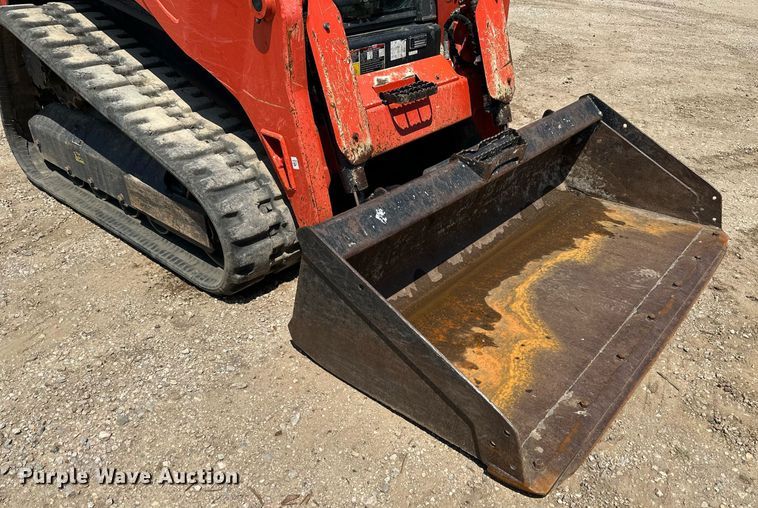 image for item DO5059 2019 Kubota SVL75-2  tracked skid steer loader