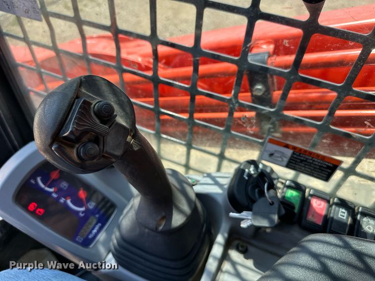 image for item DO5059 2019 Kubota SVL75-2  tracked skid steer loader