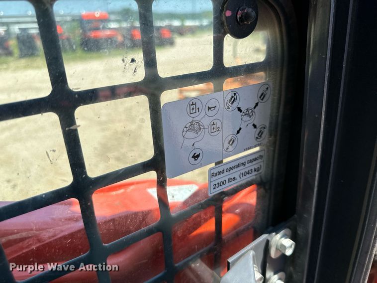 image for item DO5059 2019 Kubota SVL75-2  tracked skid steer loader