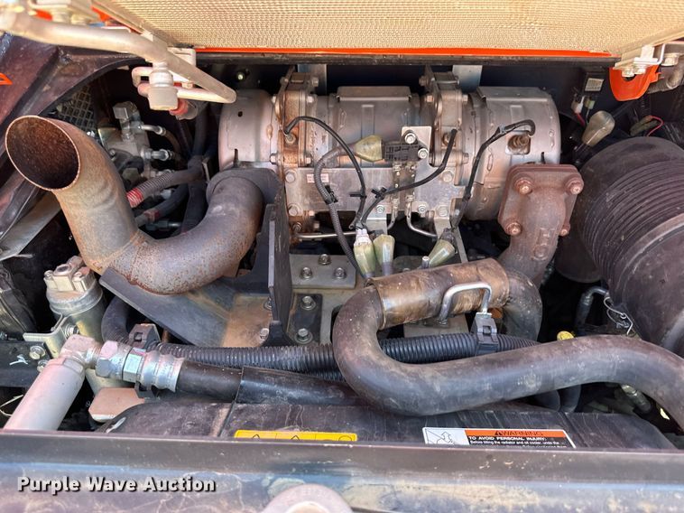 image for item DO5059 2019 Kubota SVL75-2  tracked skid steer loader