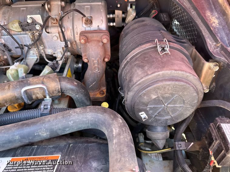 image for item DO5059 2019 Kubota SVL75-2  tracked skid steer loader