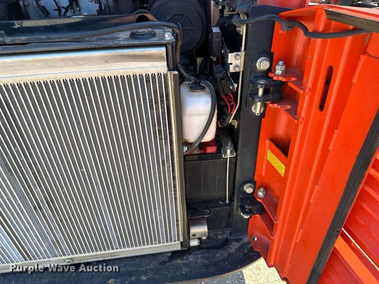 image for item DO5059 2019 Kubota SVL75-2  tracked skid steer loader