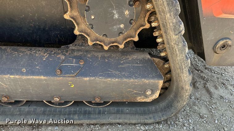 image for item DO5059 2019 Kubota SVL75-2  tracked skid steer loader