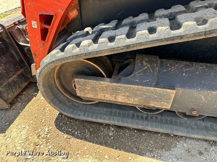 image for item DO5059 2019 Kubota SVL75-2  tracked skid steer loader