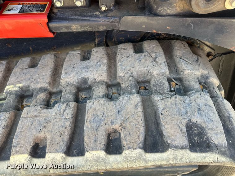 image for item DO5059 2019 Kubota SVL75-2  tracked skid steer loader