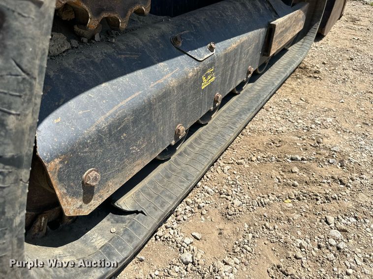 image for item DO5059 2019 Kubota SVL75-2  tracked skid steer loader