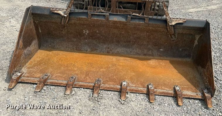 image for item DO5062 2012 Bobcat T750  tracked skid steer loader