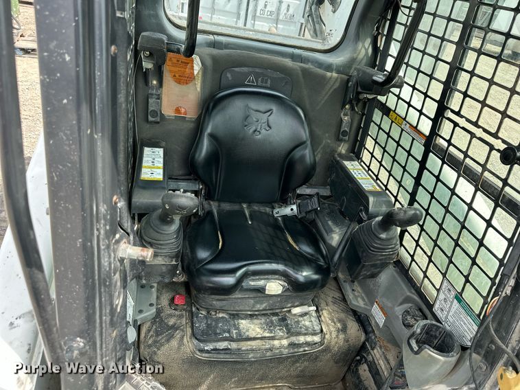 image for item DO5062 2012 Bobcat T750  tracked skid steer loader