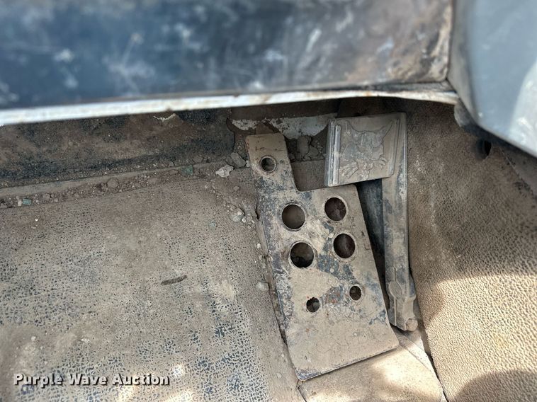 image for item DO5062 2012 Bobcat T750  tracked skid steer loader