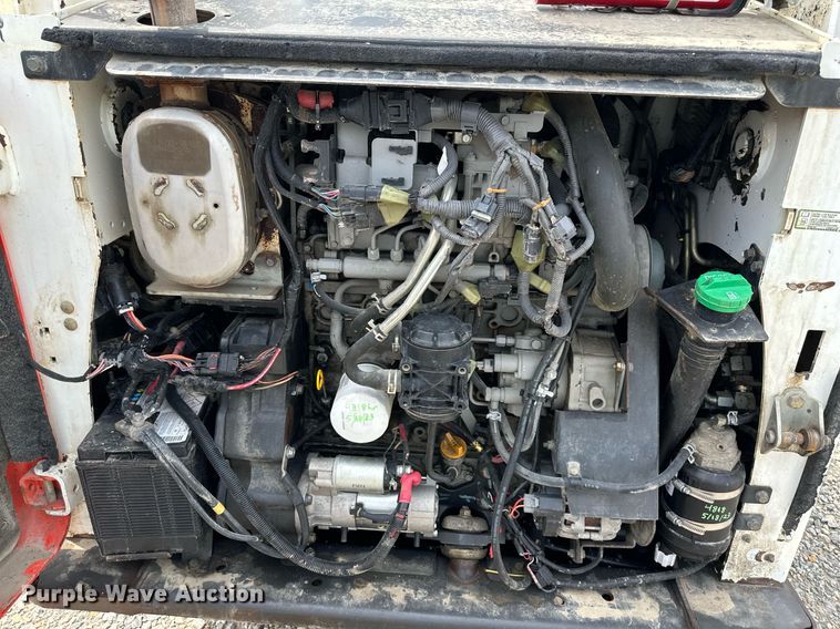 image for item DO5062 2012 Bobcat T750  tracked skid steer loader