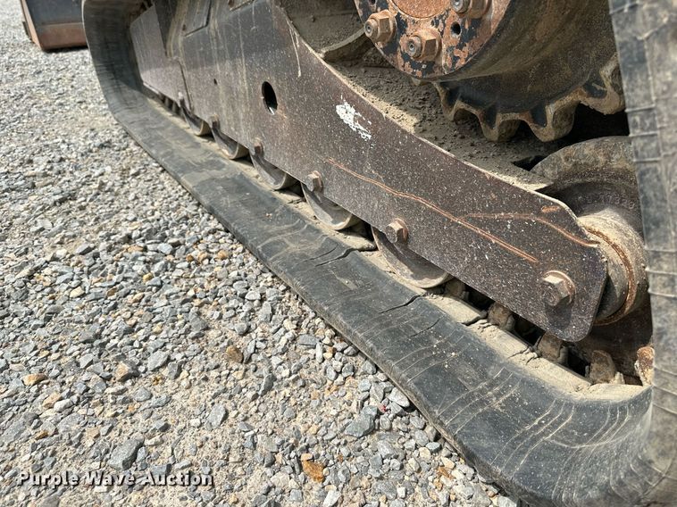 image for item DO5062 2012 Bobcat T750  tracked skid steer loader