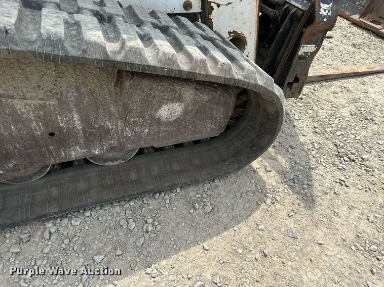 image for item DO5063 2015 Bobcat T650  tracked skid steer loader