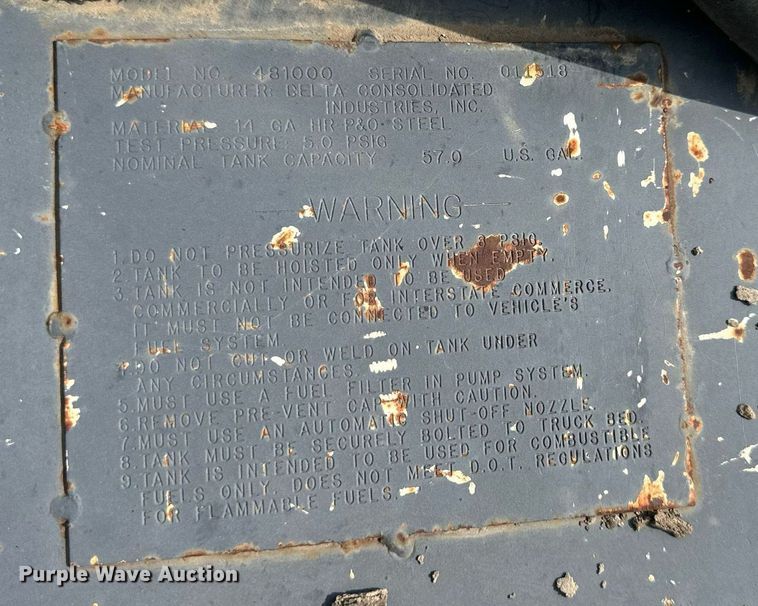 image for item DO5064 (4) fuel tanks