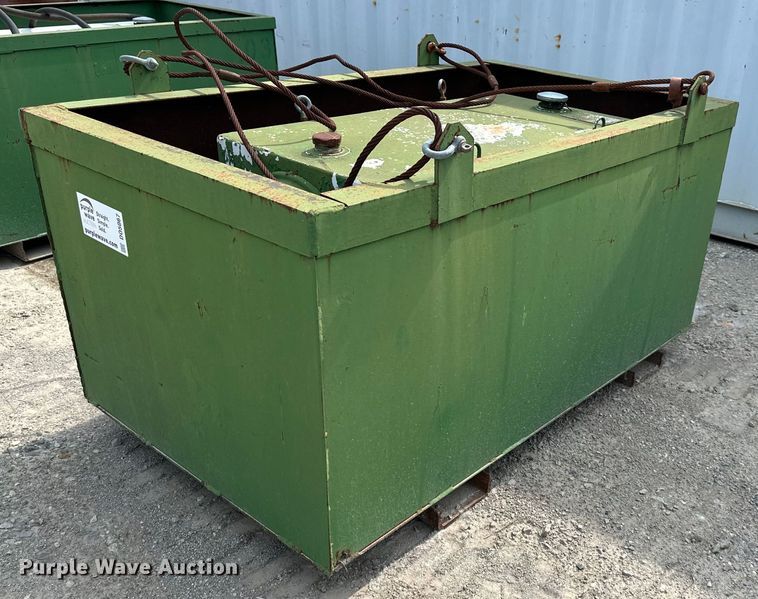 image for item DO5067 100 gallon fuel tank with containment