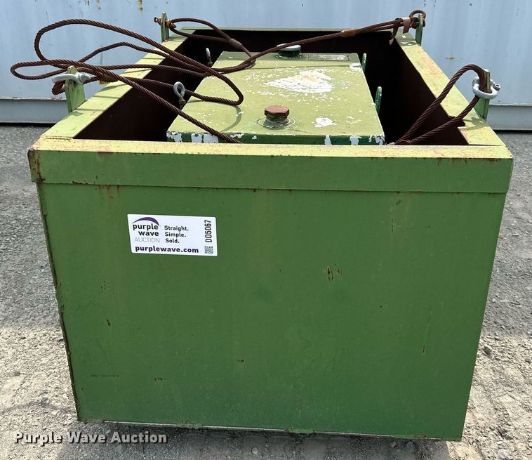 image for item DO5067 100 gallon fuel tank with containment