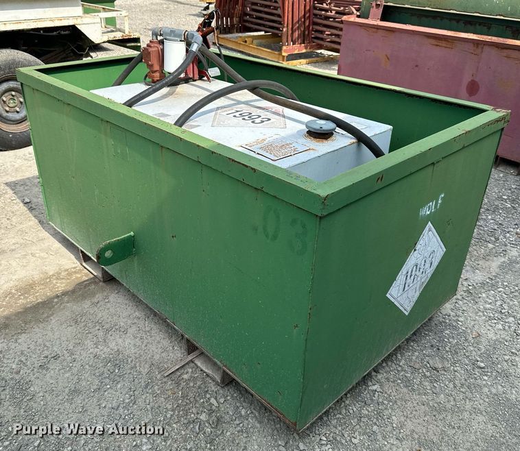 image for item DO5068 100 gallon fuel tank with containment