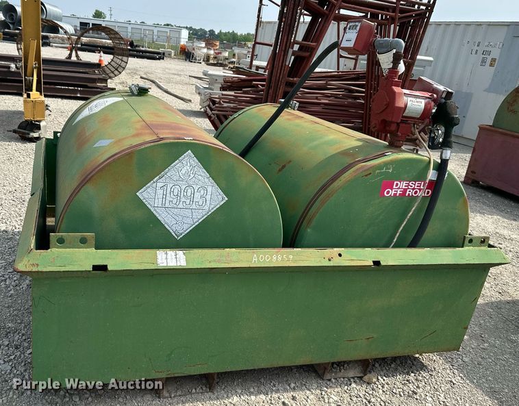 image for item DO5071 (2) fuel tanks