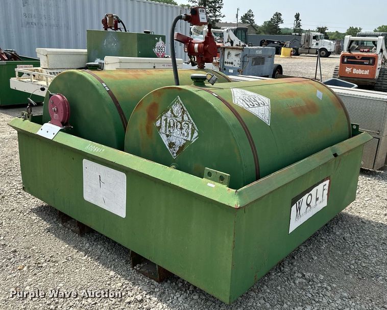 image for item DO5071 (2) fuel tanks