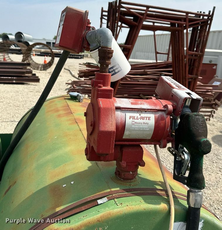 image for item DO5071 (2) fuel tanks