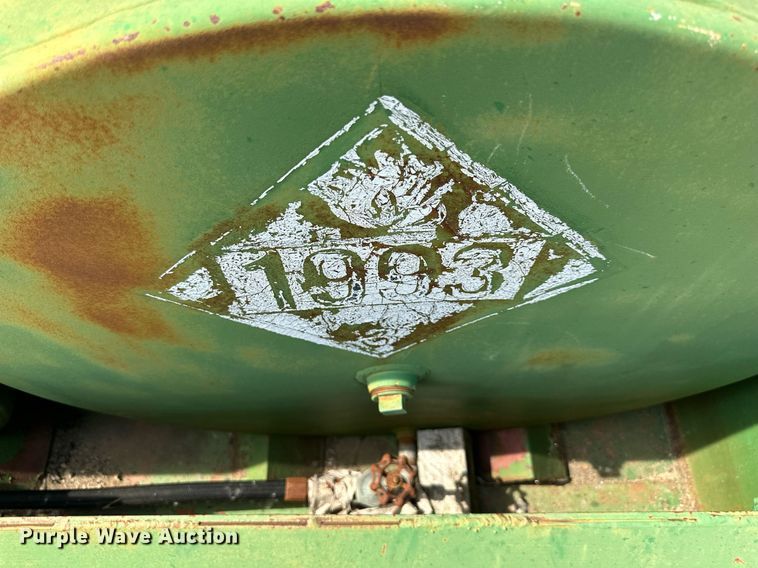 image for item DO5071 (2) fuel tanks