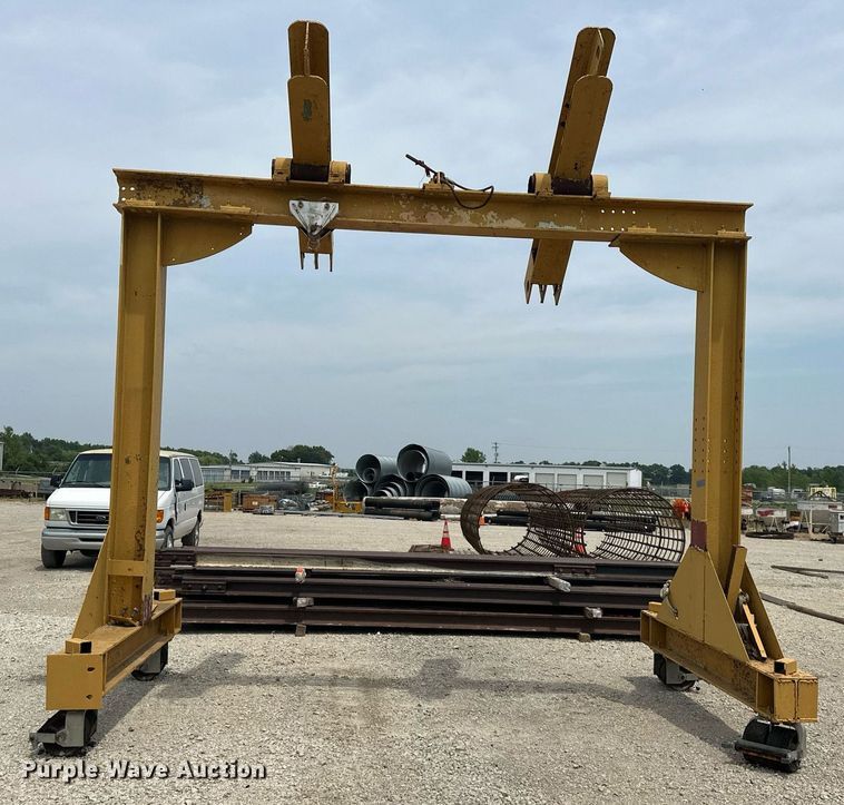 image for item DO5076 Gantry lift