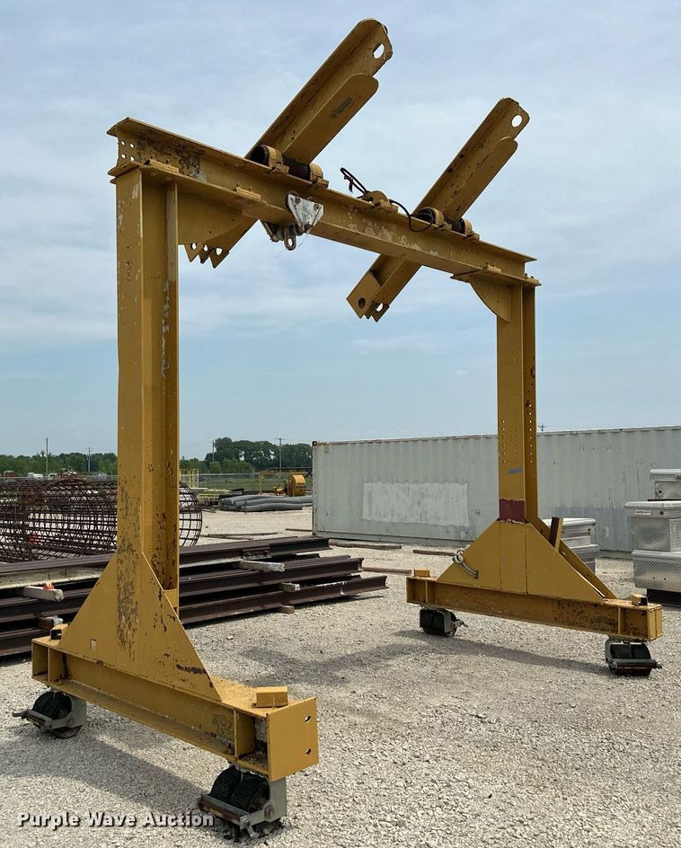 image for item DO5076 Gantry lift