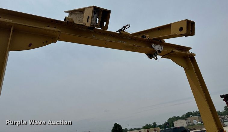 image for item DO5076 Gantry lift