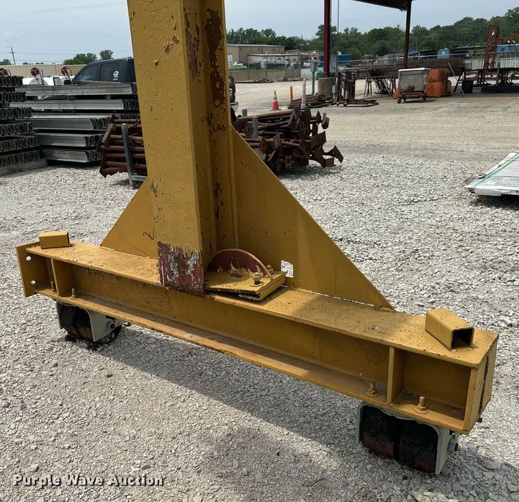 image for item DO5076 Gantry lift