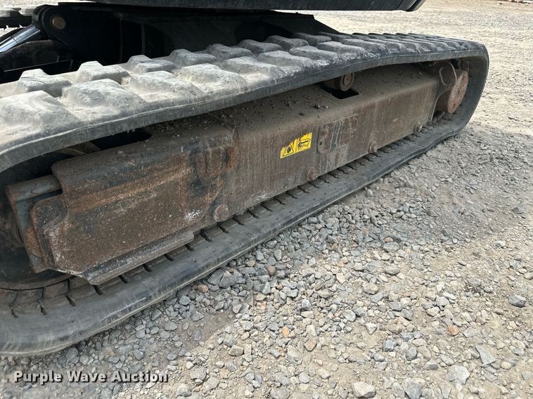 image for item DO5077 2012 Bobcat E35  mini excavator