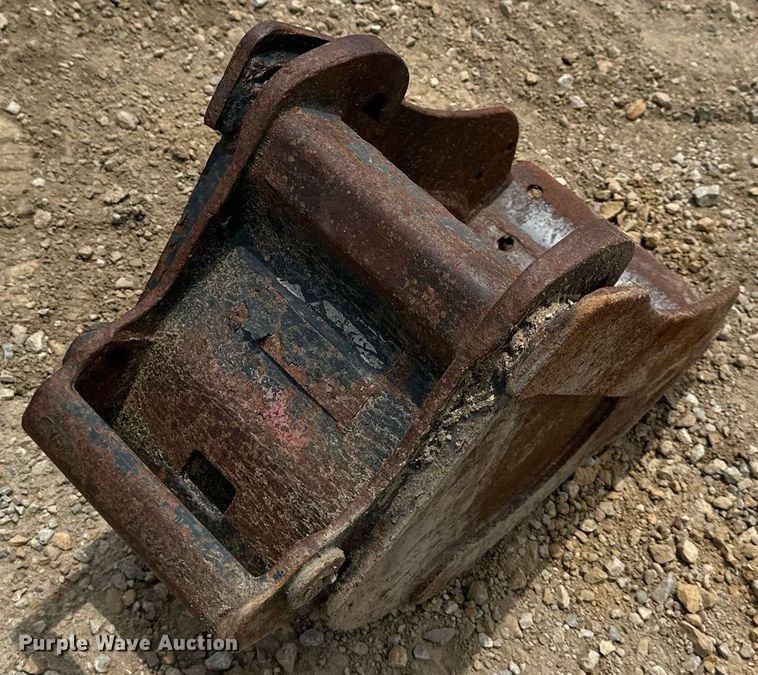 image for item DO5077 2012 Bobcat E35  mini excavator