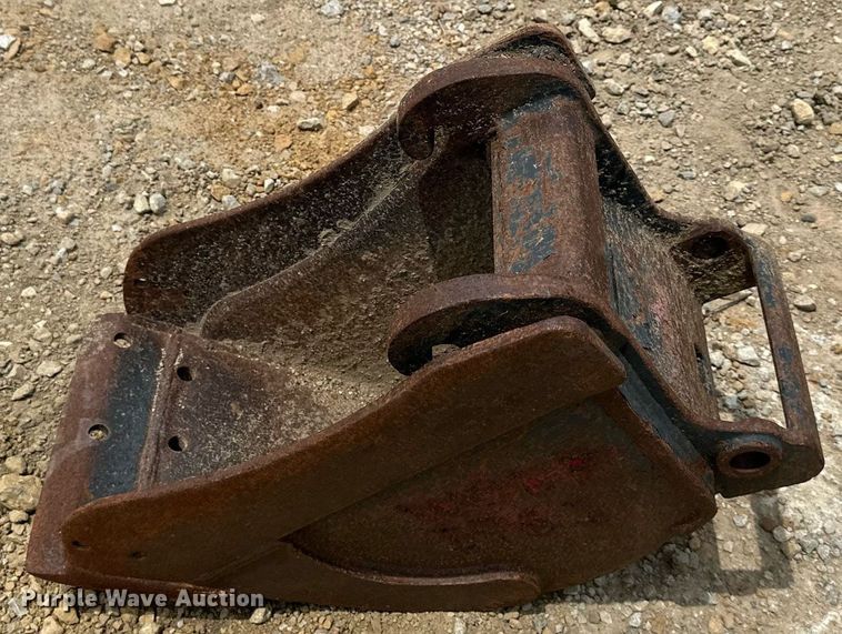 image for item DO5077 2012 Bobcat E35  mini excavator