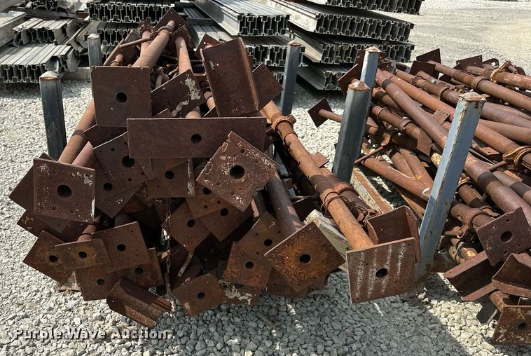 image for item DO5078 Approx. 80 jacks