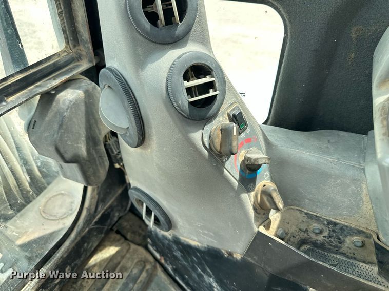 image for item DO5080 2012 Bobcat E50  mini excavator