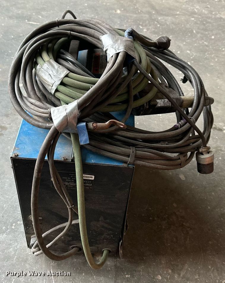 image for item DO5085 Miller XRA  welder