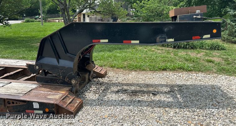 image for item DO5087 2010 Pitts  lowboy equipment trailer