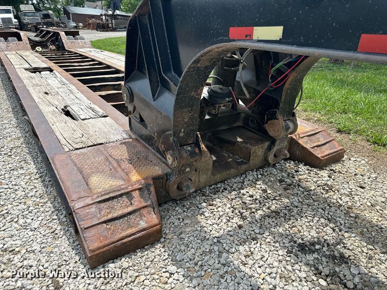 image for item DO5087 2010 Pitts  lowboy equipment trailer