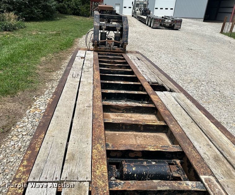 image for item DO5087 2010 Pitts  lowboy equipment trailer