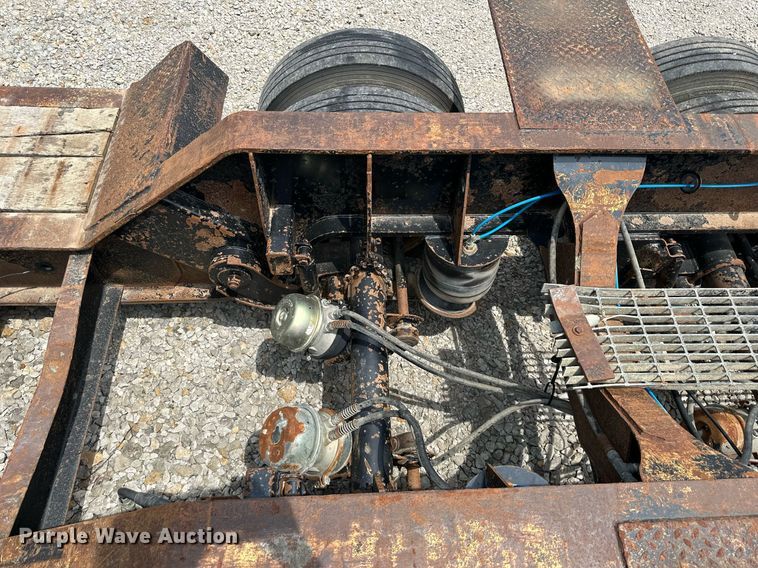 image for item DO5087 2010 Pitts  lowboy equipment trailer