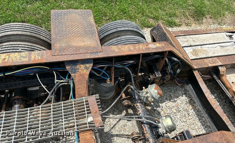 image for item DO5087 2010 Pitts  lowboy equipment trailer