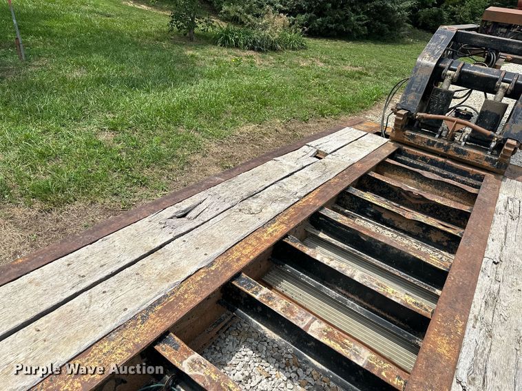 image for item DO5087 2010 Pitts  lowboy equipment trailer