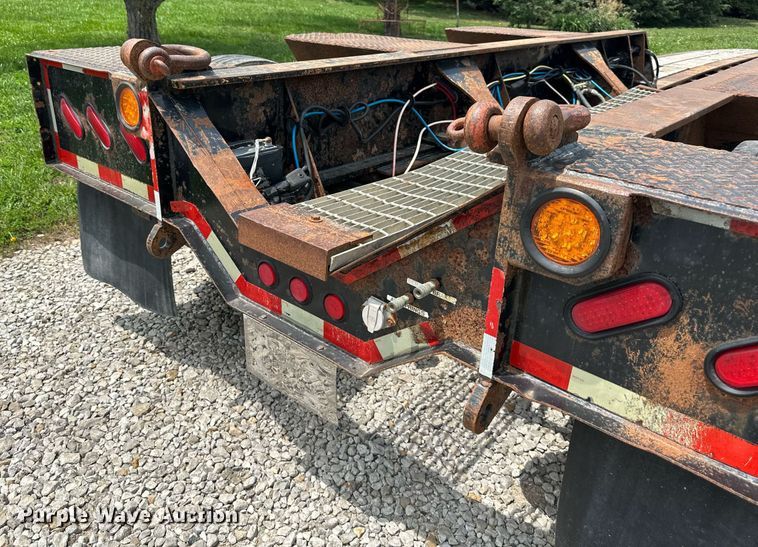 image for item DO5087 2010 Pitts  lowboy equipment trailer