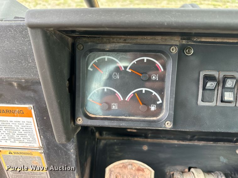 image for item DO5088 1997 Caterpillar 953C  track loader