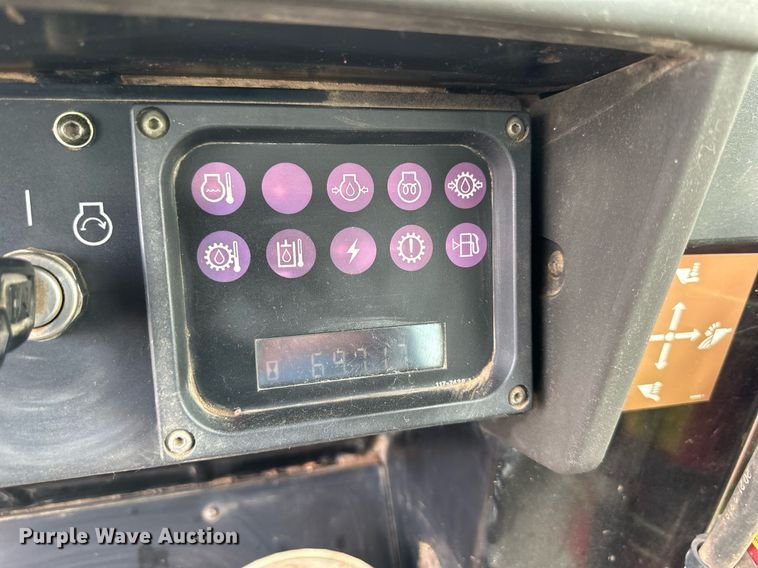 image for item DO5088 1997 Caterpillar 953C  track loader