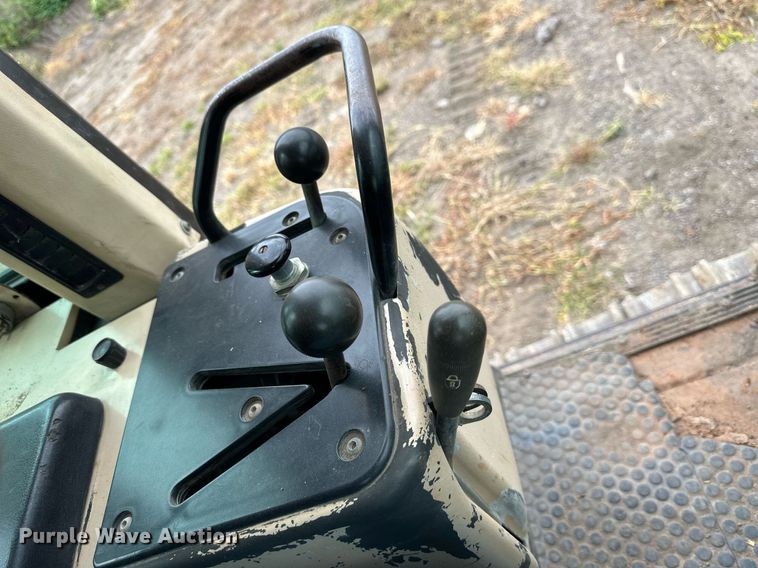 image for item DO5088 1997 Caterpillar 953C  track loader