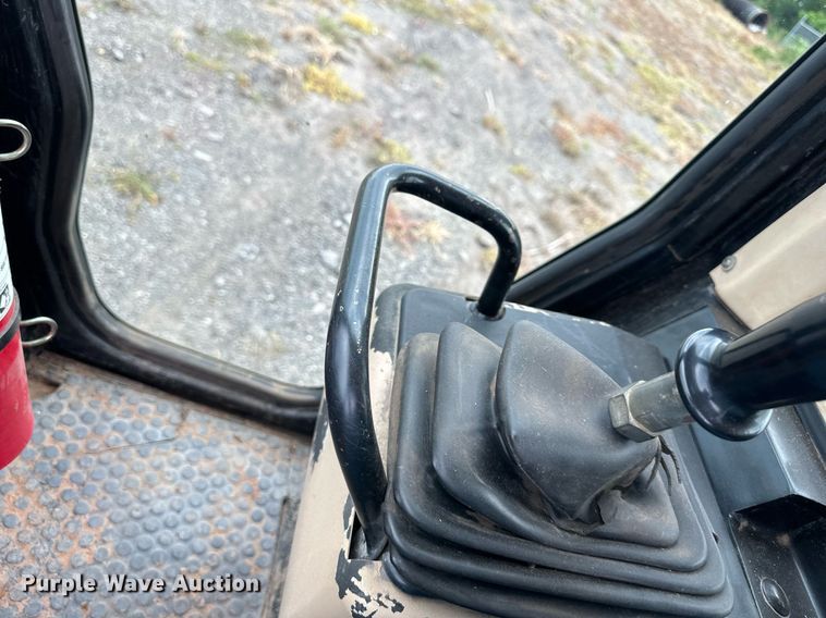 image for item DO5088 1997 Caterpillar 953C  track loader