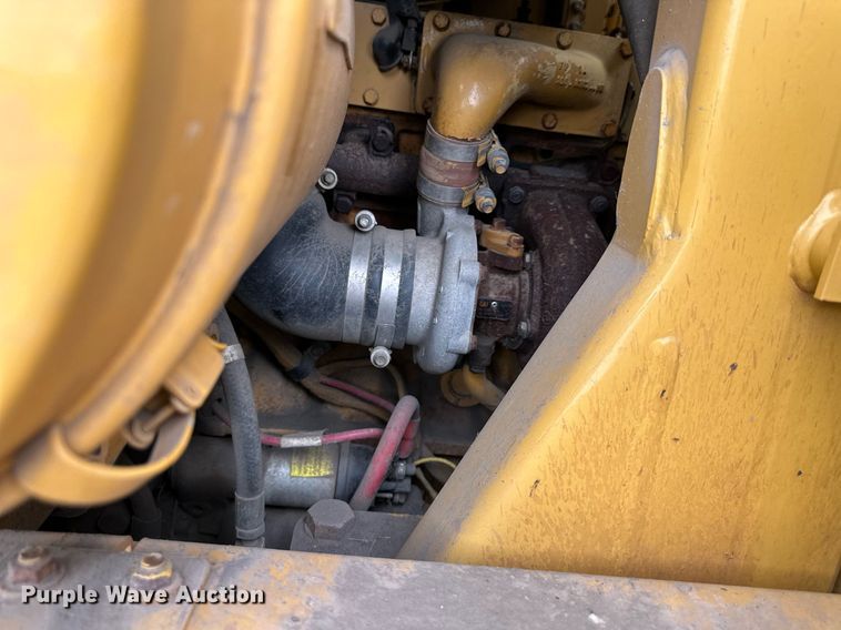 image for item DO5088 1997 Caterpillar 953C  track loader