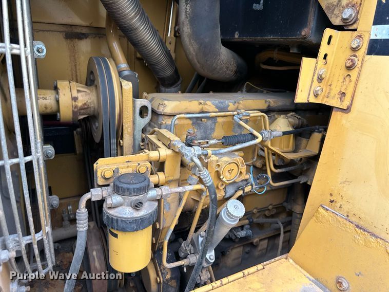 image for item DO5088 1997 Caterpillar 953C  track loader