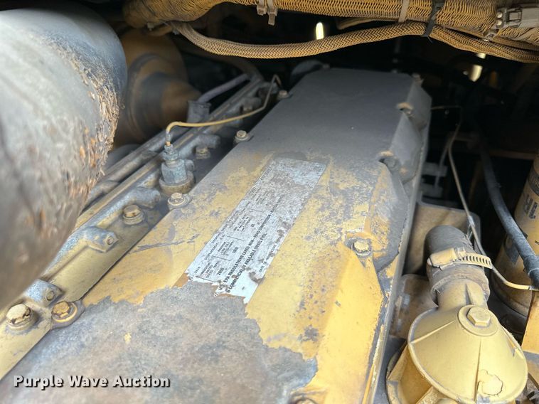 image for item DO5088 1997 Caterpillar 953C  track loader