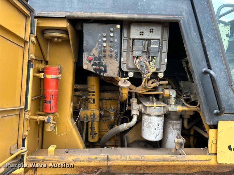 image for item DO5088 1997 Caterpillar 953C  track loader